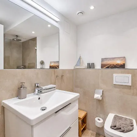 Domizil Am Haus Arkona Prora Apartamento Binz